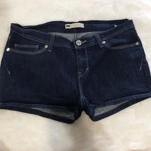 Levis women denim short(15W32)